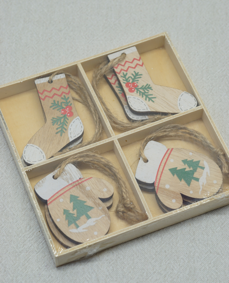 Xmas Wood Sock/Glove Decoration Set