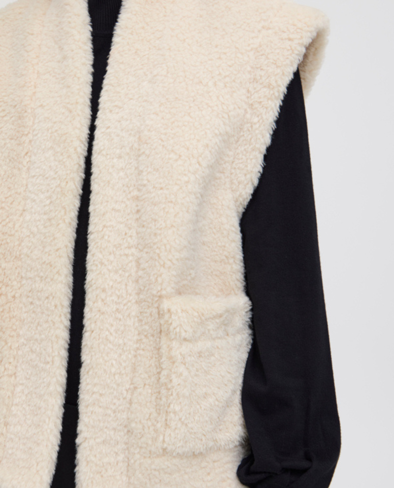 Ichi Gizla Birch Cream Furry Gilet