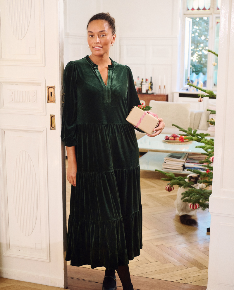 Part Two Viggasa Sycamore Green Velvet Midi Dress